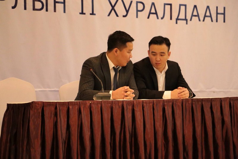 Жинхэнэ урлагийн гэр бүлд өссөн Б.Билгүүн НАМОХ-д зөвлөнө